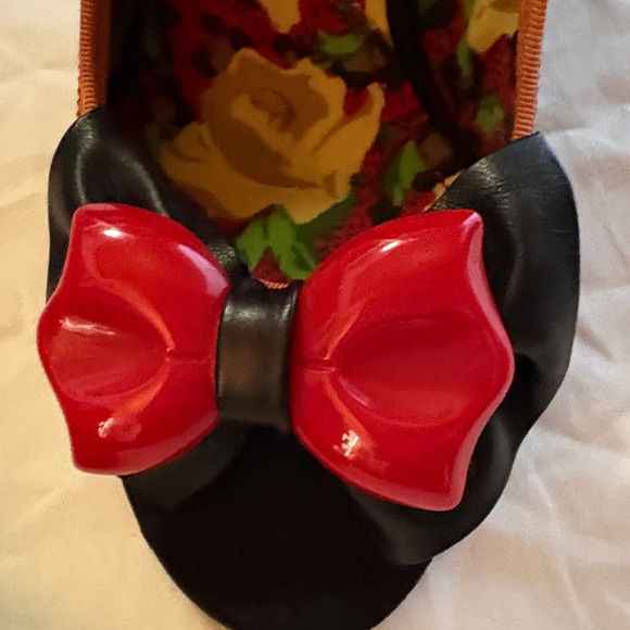 Betsey Johnson Black Heels with Red Bow - Picture 12 of 15